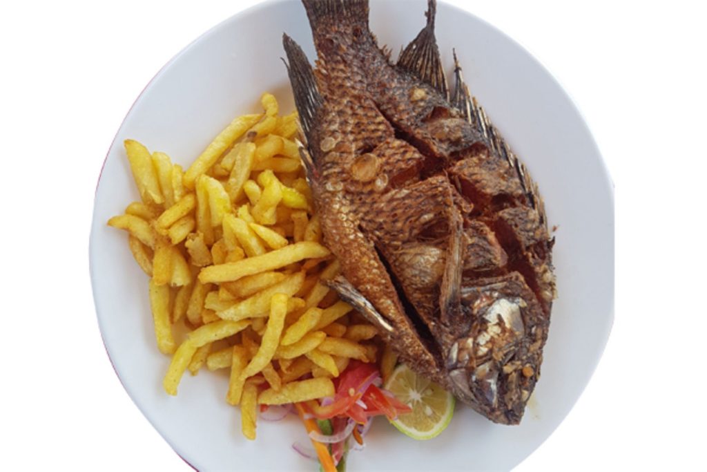 Included BBQ lunch on a private island – best meal in Uganda with kiira rafting